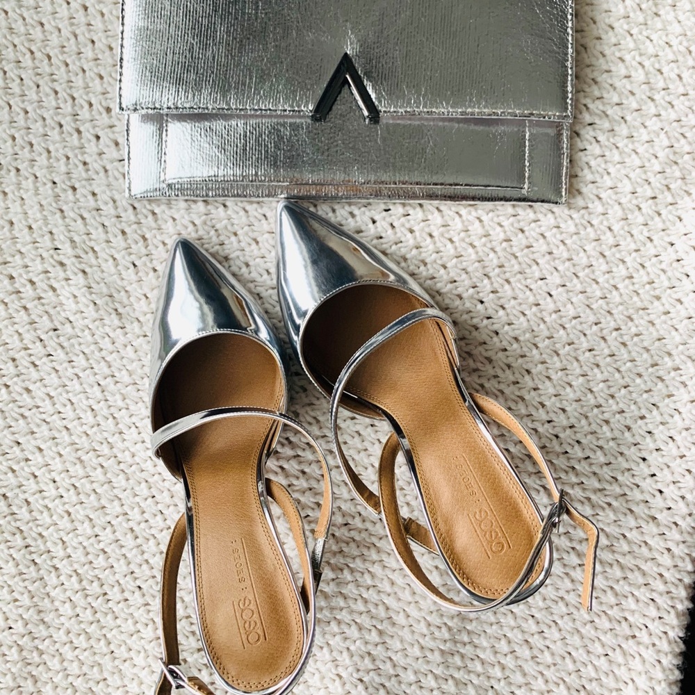 ✨FREE SHIPPING✨ASOS Mirrored Pumps & Clutch